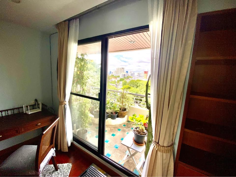 Supreme Ville - Image 9