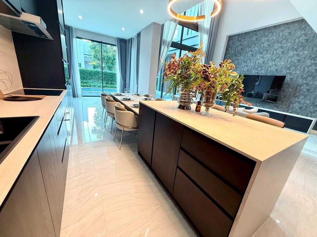 5 卧室 独立房屋 出租 在  - Image 11