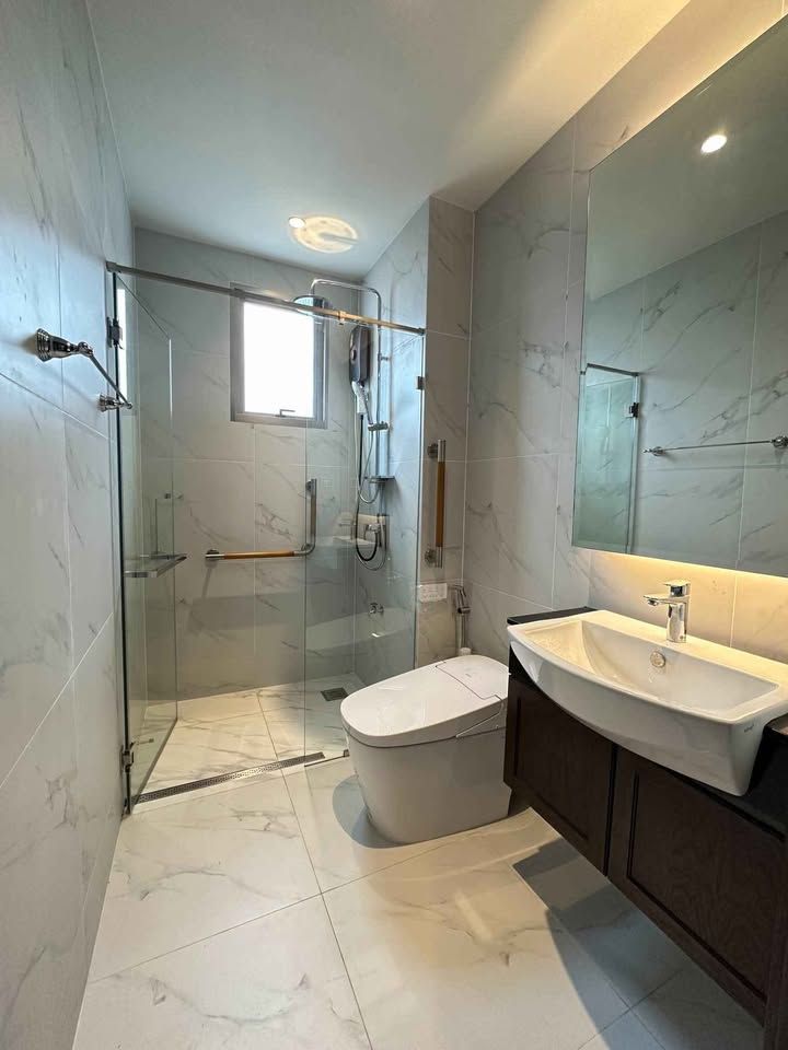 uploads/224782b1-cf00-4933-b11b-a670474fdf77/0372e126-95bb-4de9-9f66-b7ee1f979b95