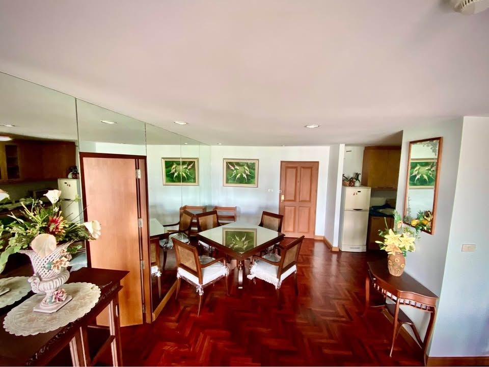 Supreme Ville - Image 1