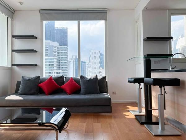 Wind Sukhumvit 23 - Image 3