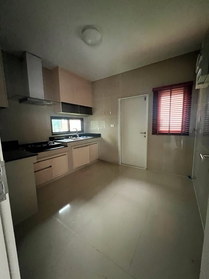 uploads/224782b1-cf00-4933-b11b-a670474fdf77/0d8a3e70-f5f7-4151-8ecc-854789a5ad65