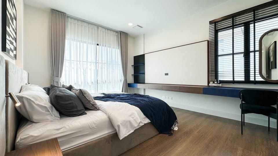 Nantawan Rama 9 - Krungthepkreetha - Image 3