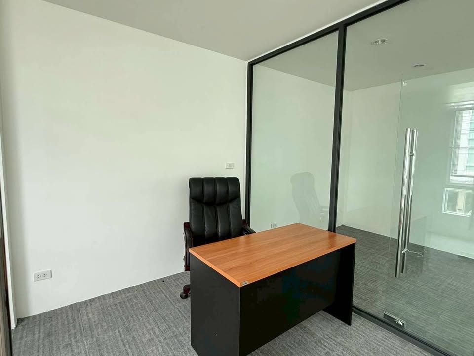 1 卧室 联排别墅 出租 在  - Image 5