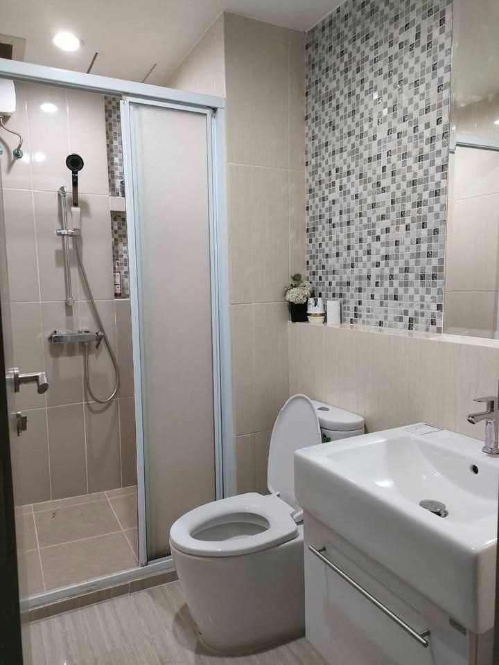 Life Ratchadapisek - Image 5