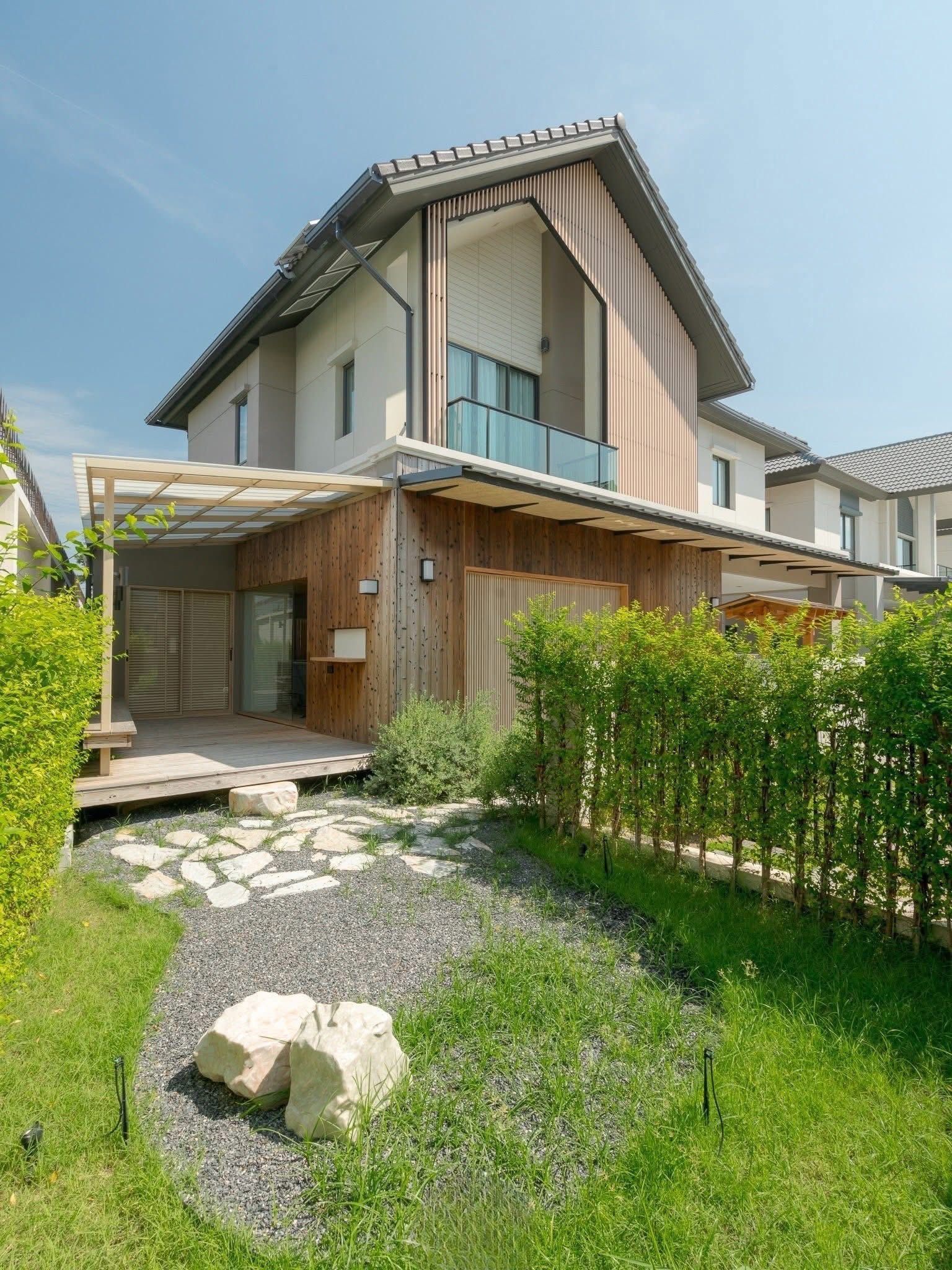 uploads/224782b1-cf00-4933-b11b-a670474fdf77/0f7b4f70-a6be-4eab-afec-e1656e4a0880