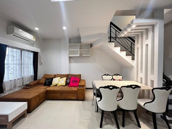 ซิตี้ พาร์ค พัฒนาการ 38 - Image 2