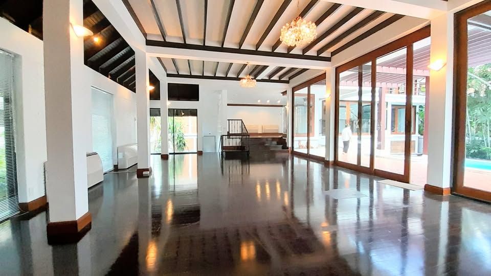 uploads/224782b1-cf00-4933-b11b-a670474fdf77/116429cf-4a85-4adf-aee7-ce566fc9a555