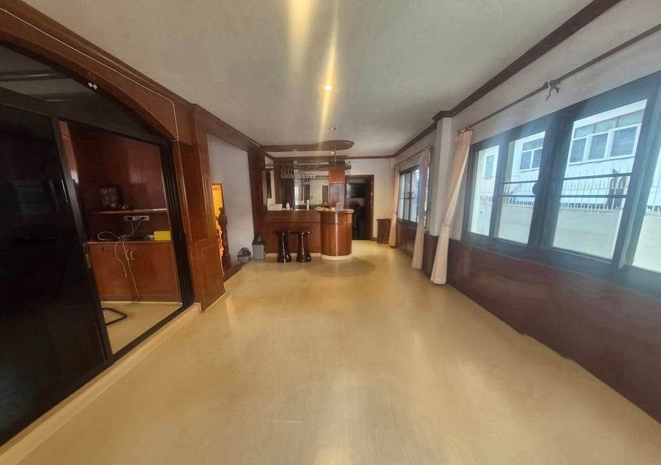 uploads/224782b1-cf00-4933-b11b-a670474fdf77/12991a43-f53d-4cfe-8d06-c4760260082e