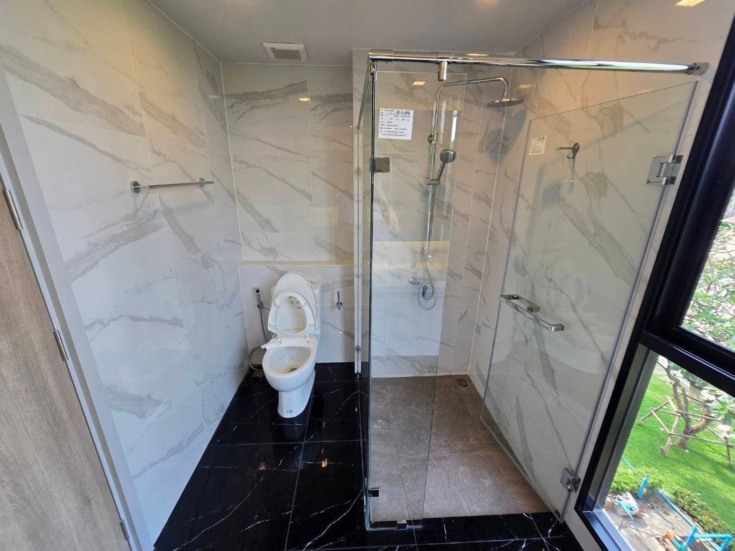 4 卧室 联排别墅 出租 在  - Image 7