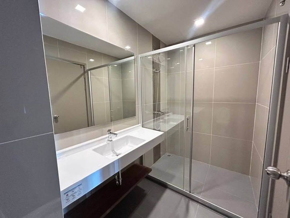 2 卧室 公寓 出租 在  - Image 6