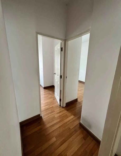 3 卧室 联排别墅 出租 在  - Image 4