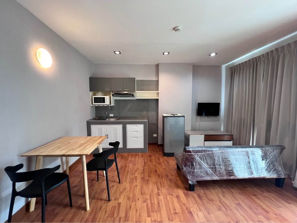 1 卧室 公寓 出租 在  - Image 9