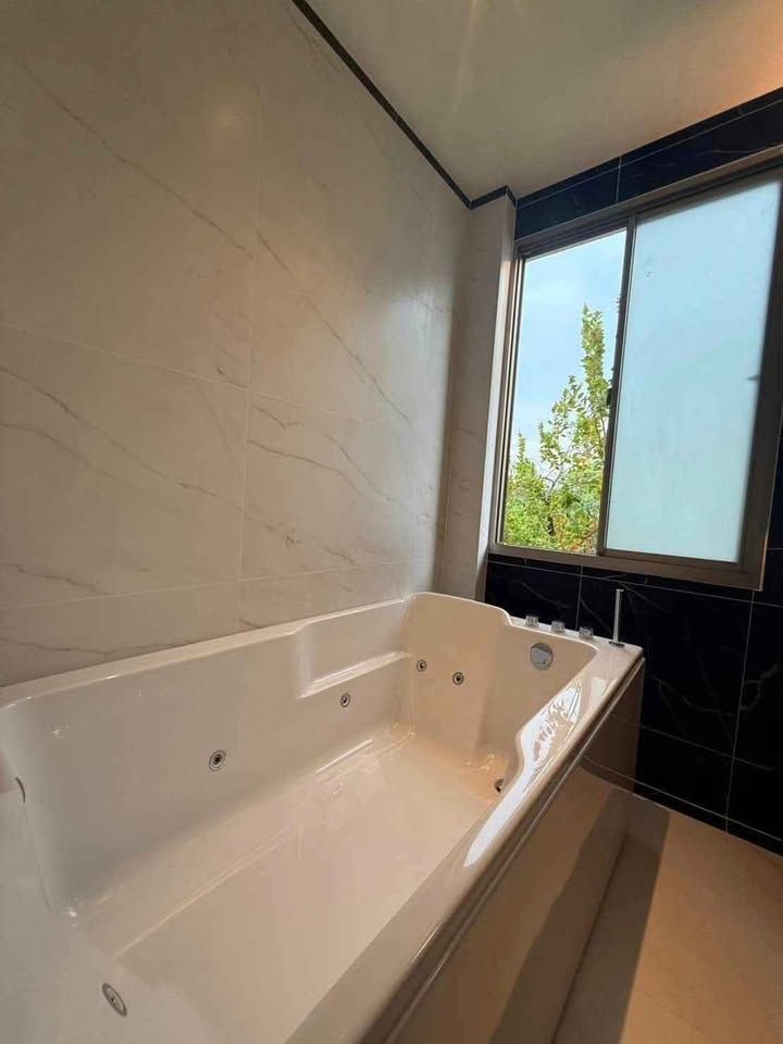 uploads/224782b1-cf00-4933-b11b-a670474fdf77/1a26ef1b-1b35-4a91-beb4-d372382c5a9f