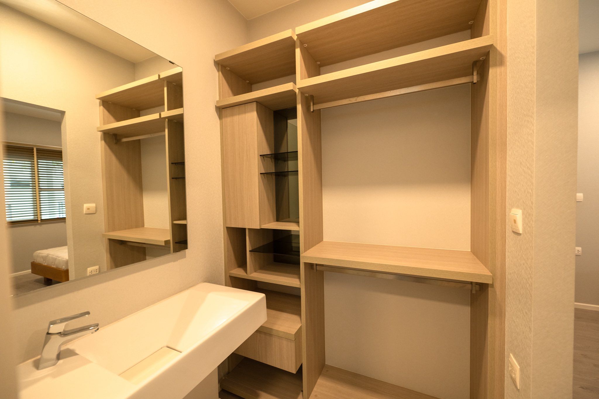 4 卧室 独立房屋 出售 在  - Image 6