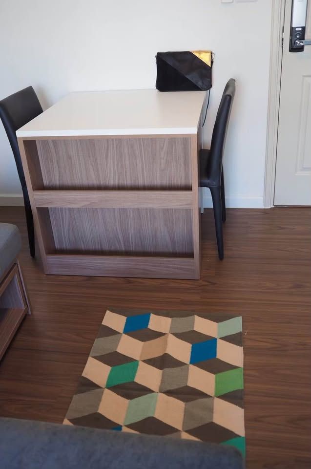 DCondo Sign - Image 8