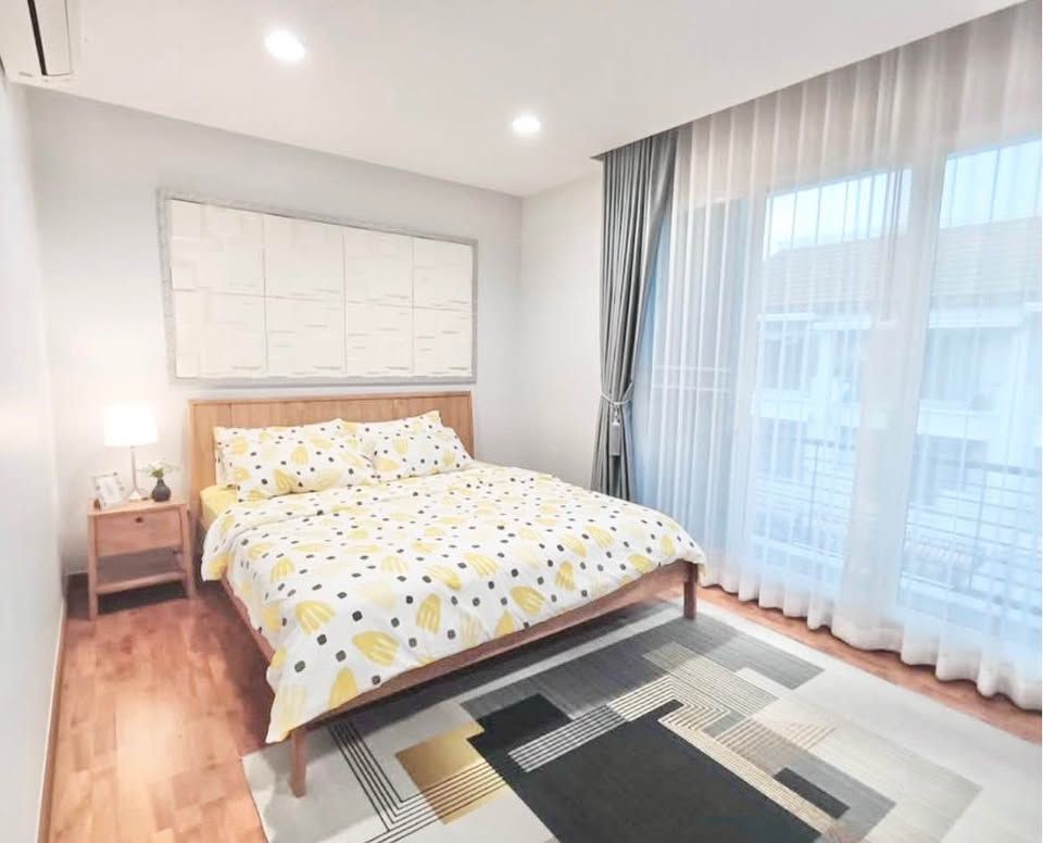 Baan Klang Muang S-Sense Onnuch-Wongwan - Image 3