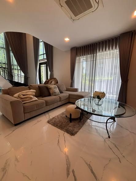 uploads/224782b1-cf00-4933-b11b-a670474fdf77/1de44316-6c38-43e3-9981-e654d8eed942