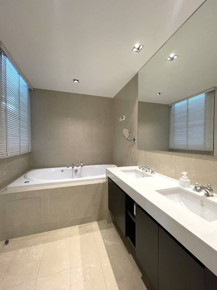 uploads/224782b1-cf00-4933-b11b-a670474fdf77/1edf85ce-7bcf-453a-bc33-cf27aa73c1d1