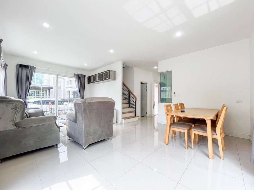 โกลเด้น นีโอ สาทร - Image 4