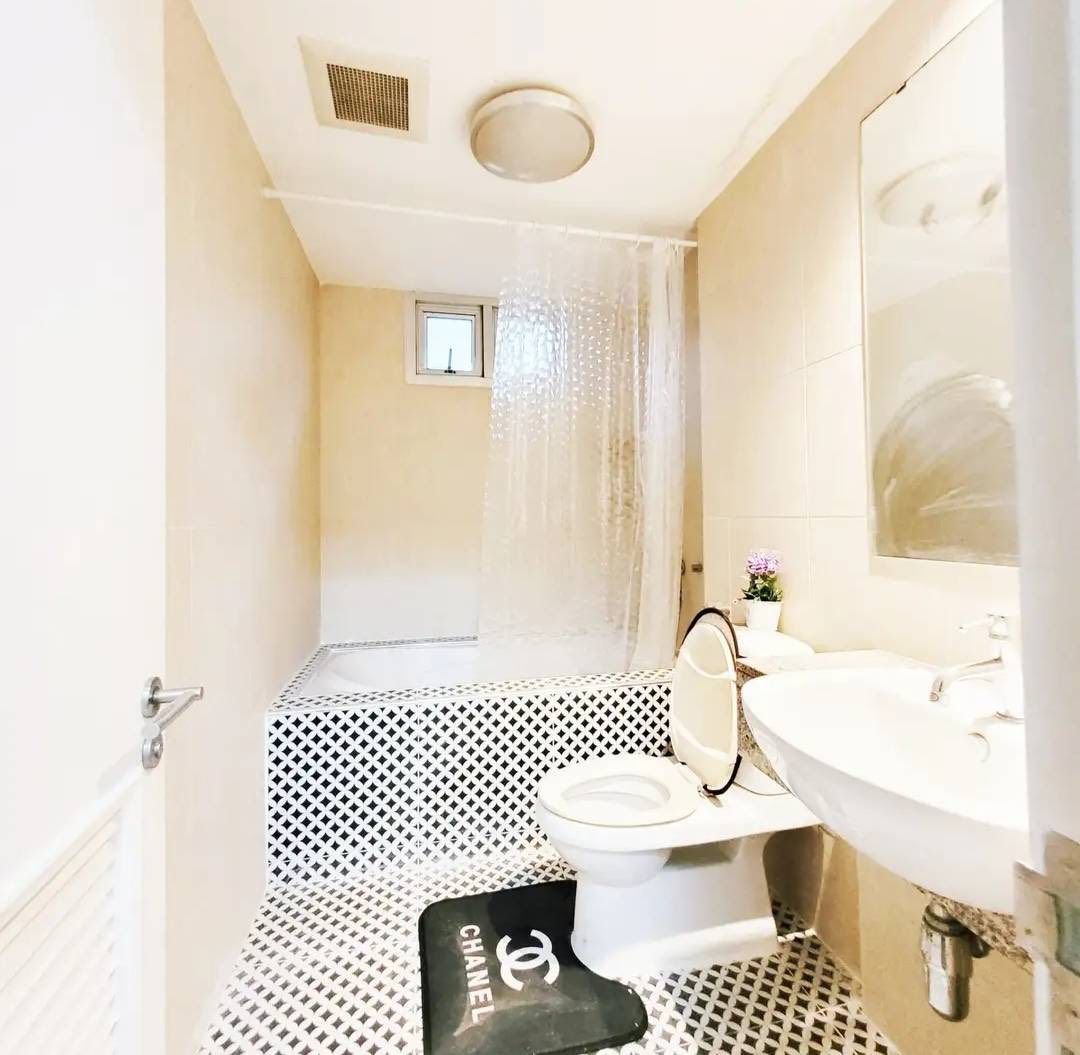 The Clover Thonglor - Image 5