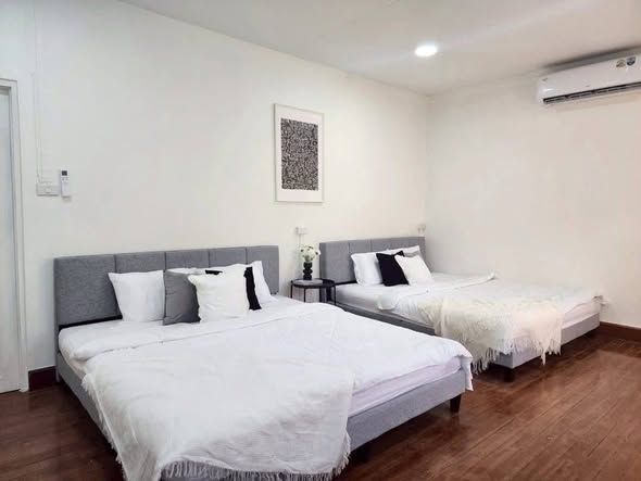 5 卧室 独立房屋 出租 在  - Image 5