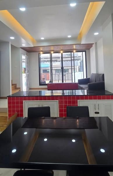 Sarin Wiz Sukhumvit 107 - Image 4