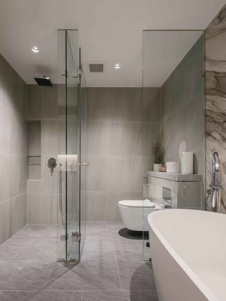 3 卧室 公寓 出租 在  - Image 12