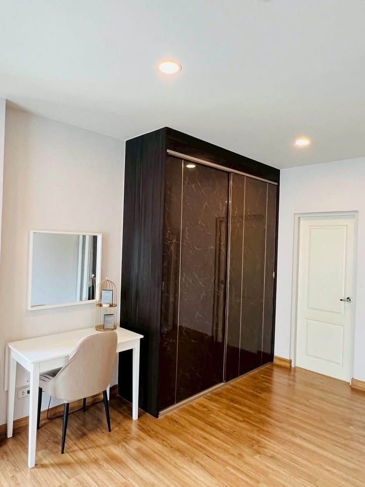 4 卧室 独立房屋 出租 在  - Image 18