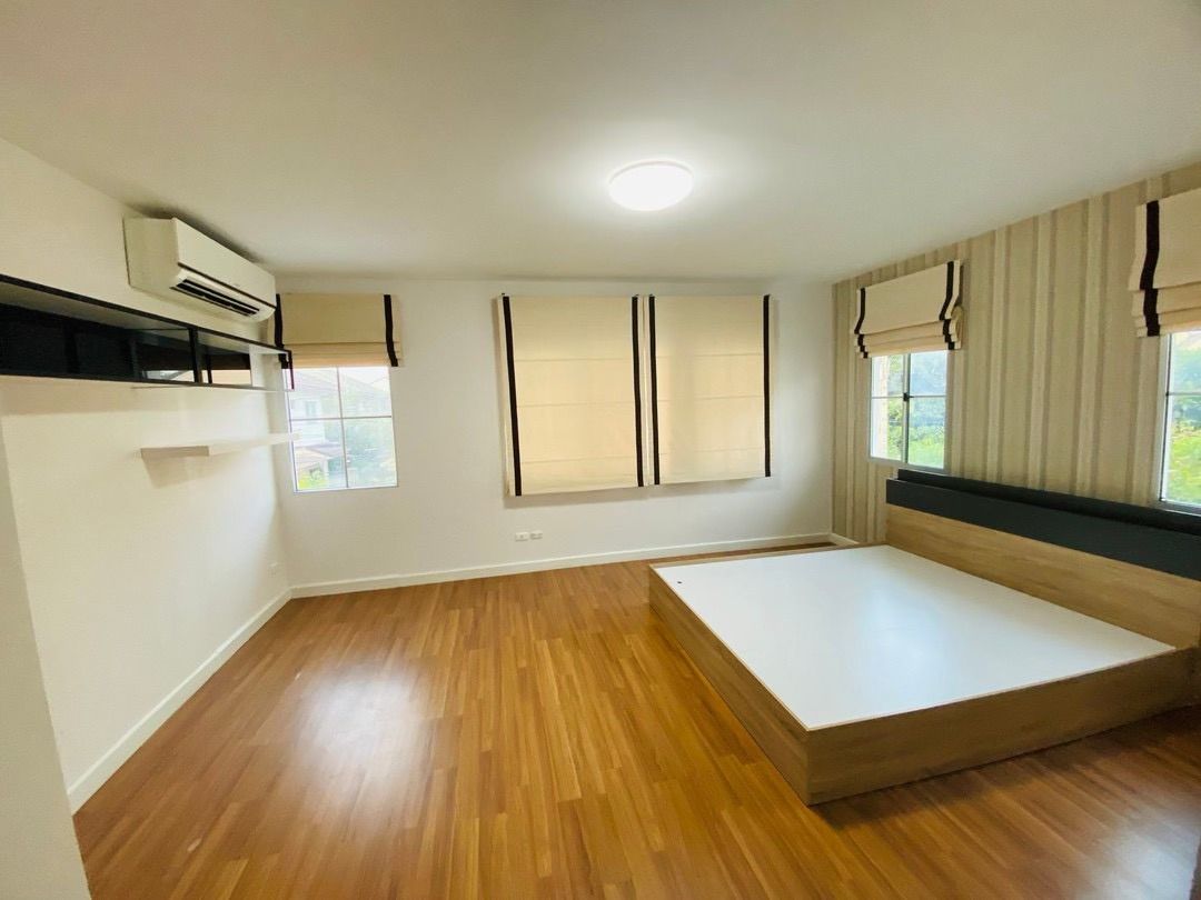 3 ห้องนอน บ้านเดี่ยว สำหรับเช่า ใน บางขุนกอง, บางกรวย, นนทบุรี - Image 5