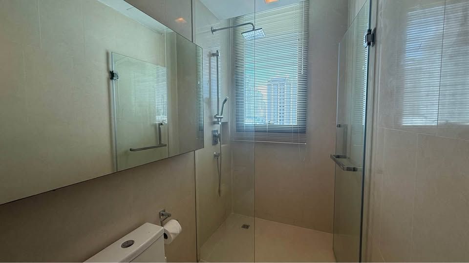 2 卧室 公寓 出租 在  - Image 13