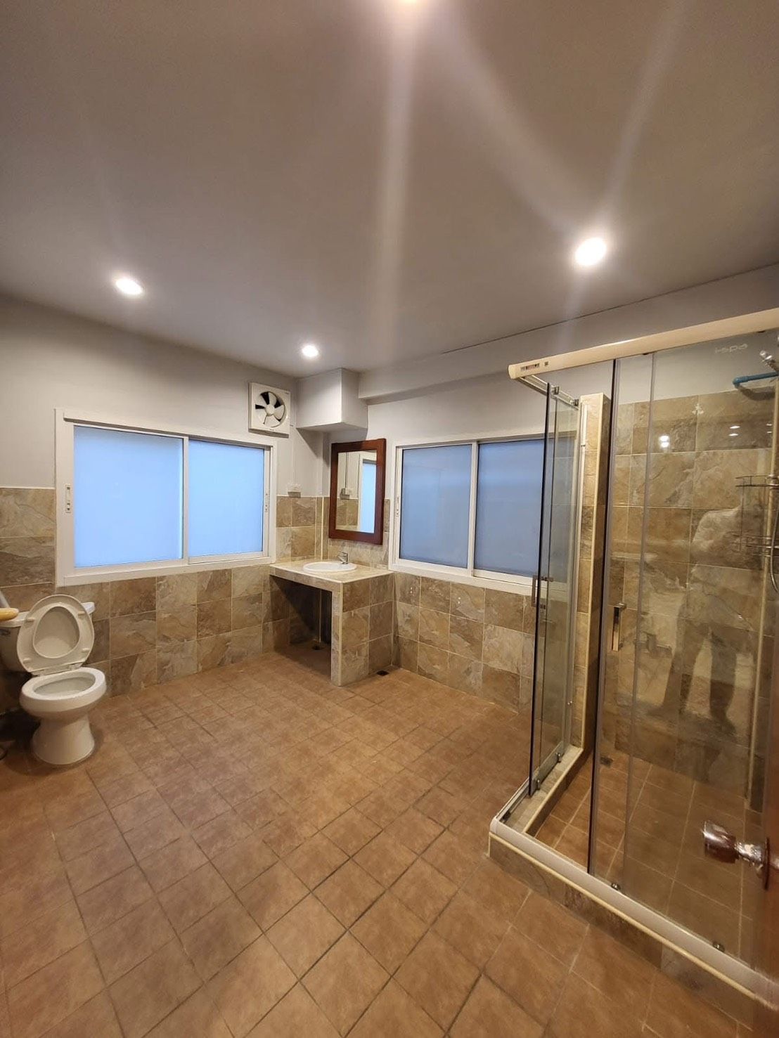 uploads/224782b1-cf00-4933-b11b-a670474fdf77/2a50c541-5608-41bc-a85e-91a8ee5549dd