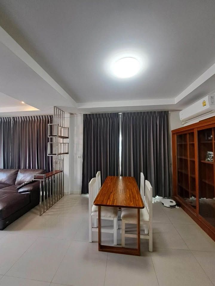 4 卧室 独立房屋 出租 在  - Image 20