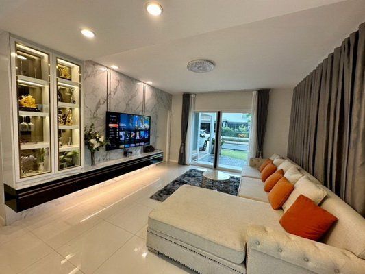 uploads/224782b1-cf00-4933-b11b-a670474fdf77/310eb6b6-b9be-4d7e-9c24-c8b175e0b3f7