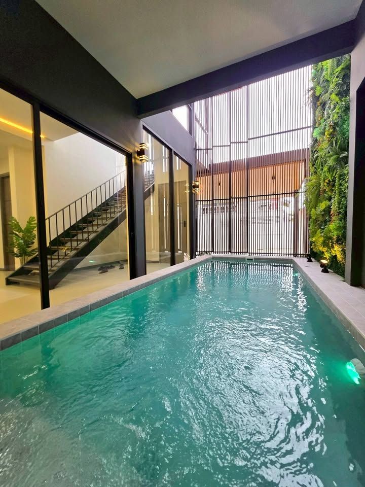 uploads/224782b1-cf00-4933-b11b-a670474fdf77/31135bea-e040-4bf4-86c8-ffcea089ed81