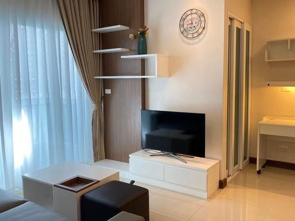 The Unique @Ruamchok - Image 3