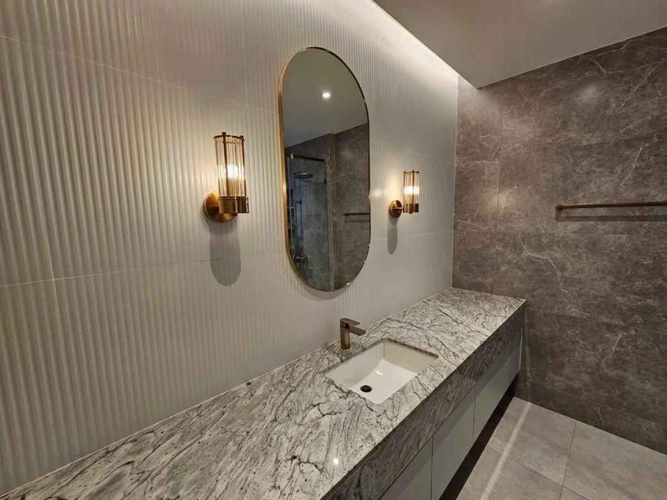 5 卧室 独立房屋 出租 在  - Image 7