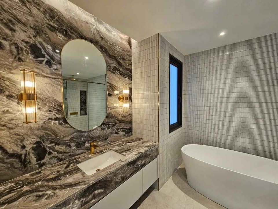 5 卧室 独立房屋 出租 在  - Image 8