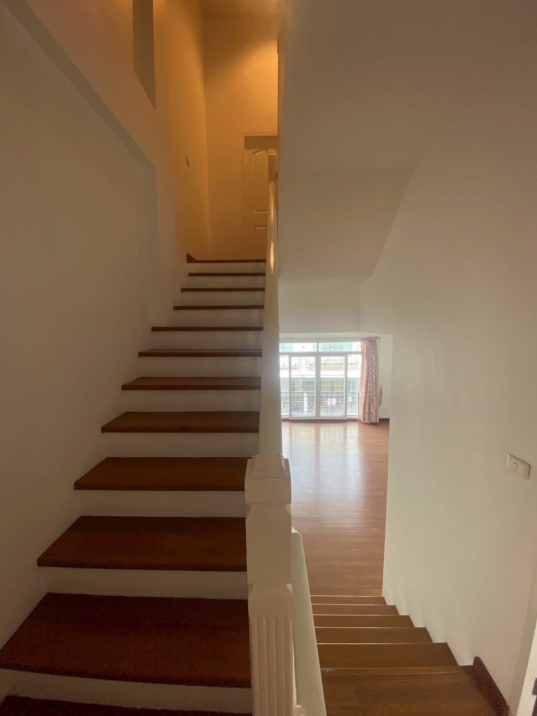 3 Bedroom House For Rent in Chorakhe Bua, Lat Phrao, Bangkok - Image 7