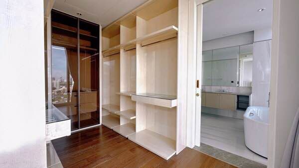 3 卧室 公寓 出租 在  - Image 14