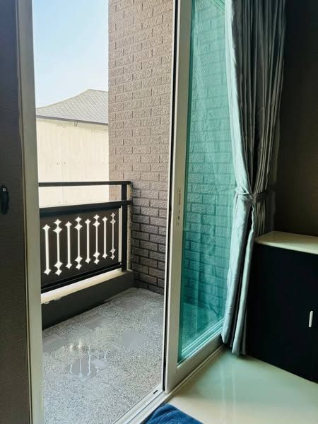 The Unique Condo @Koomuang - Image 4