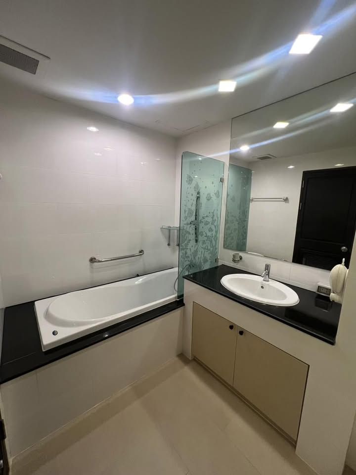 uploads/224782b1-cf00-4933-b11b-a670474fdf77/37d0369e-19ab-4436-9bab-a08f4aef55b9