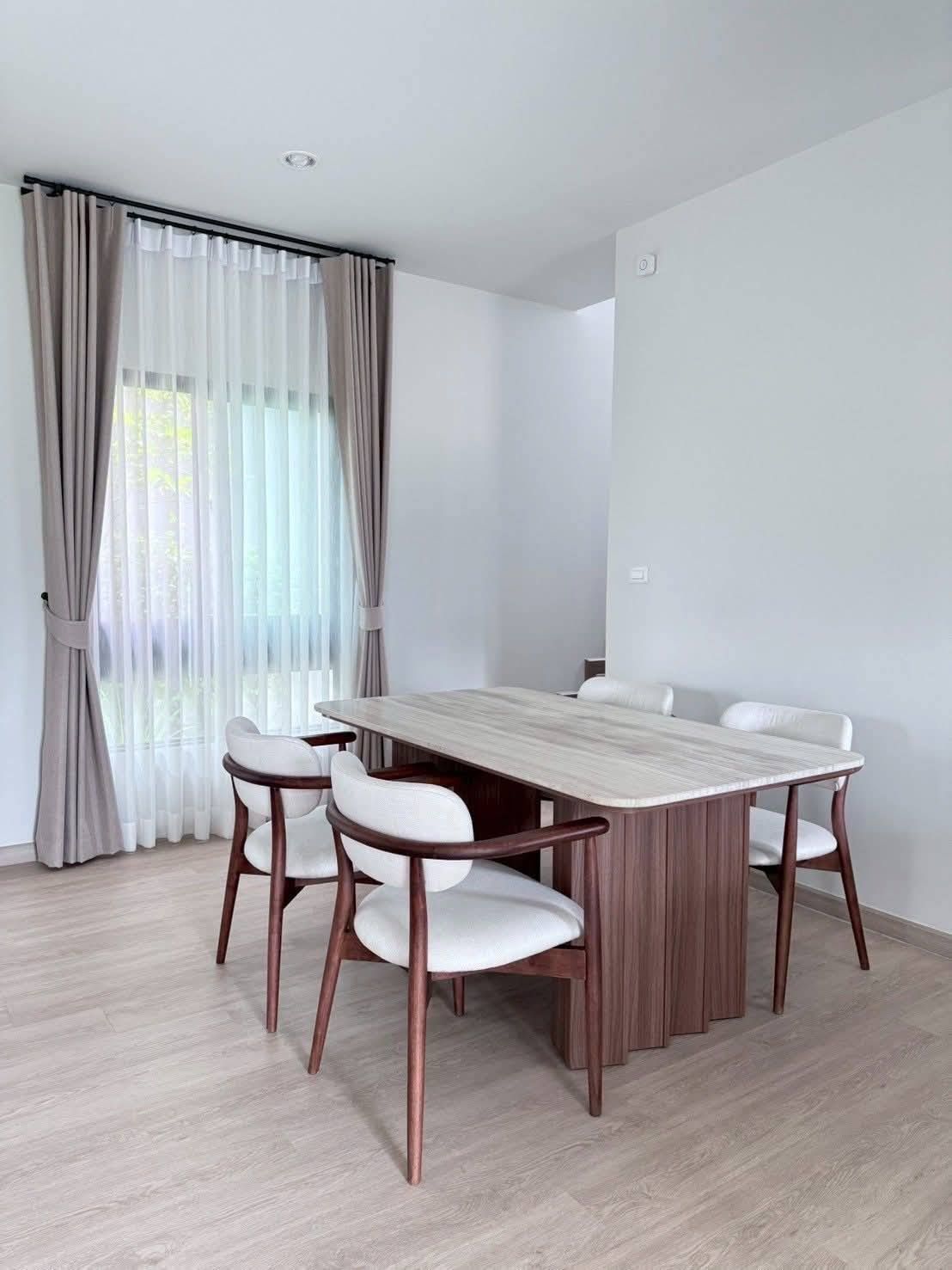 3 卧室 独立房屋 出租 在  - Image 14