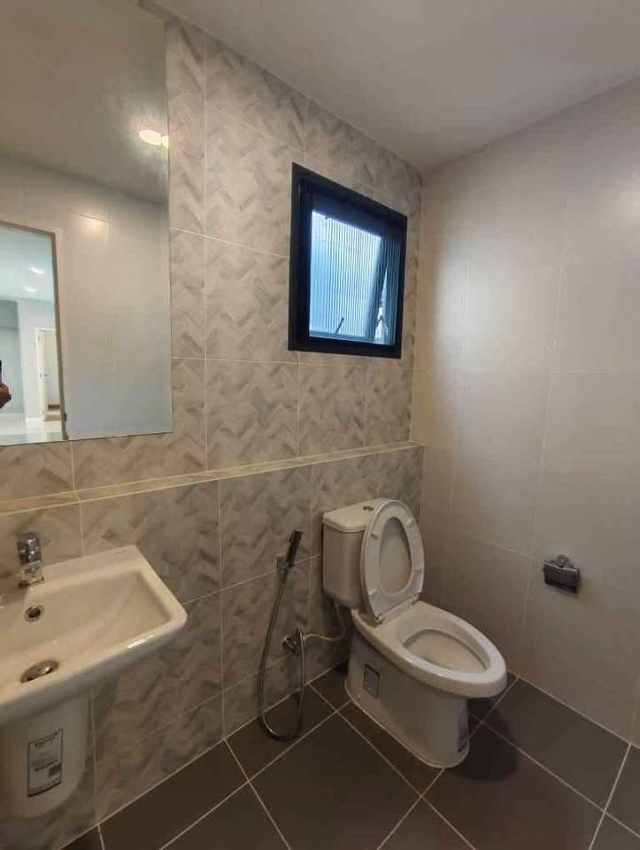 4 卧室 独立房屋 出租 在  - Image 6