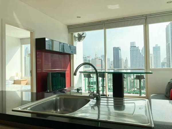 Wind Sukhumvit 23 - Image 8