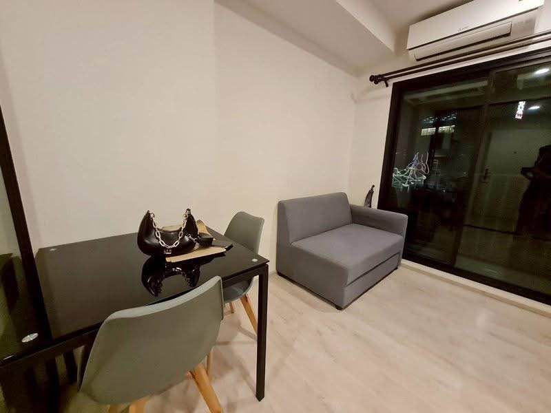 Escent Ville - Image 1