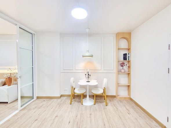 1 Bedroom Condo For Sale in Sam Sen Nok, Huai Khwang, Bangkok - Image 7