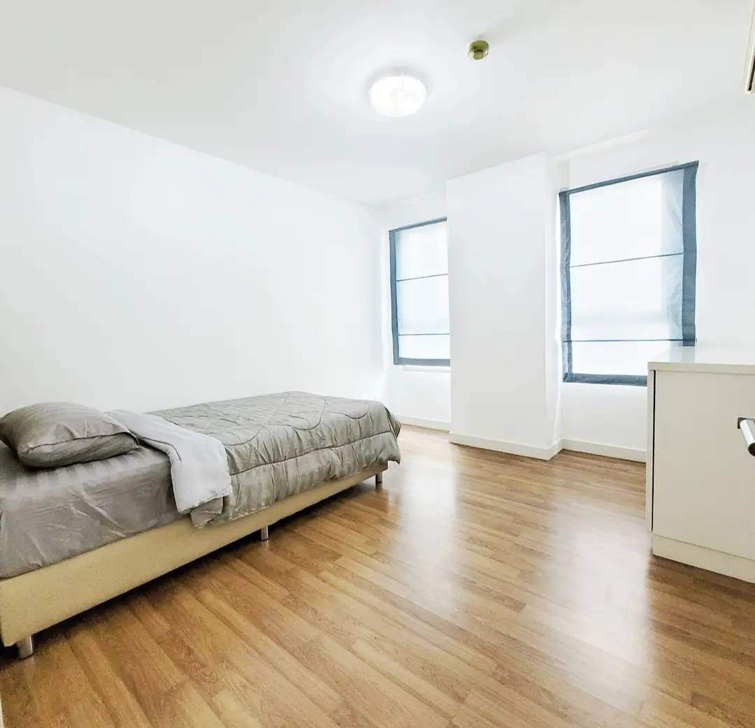 The Clover Thonglor - Image 2