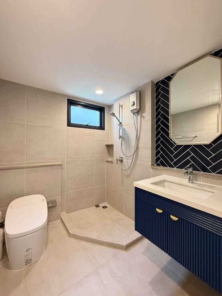 เศรษฐสิริ เสรีไทย - Image 10