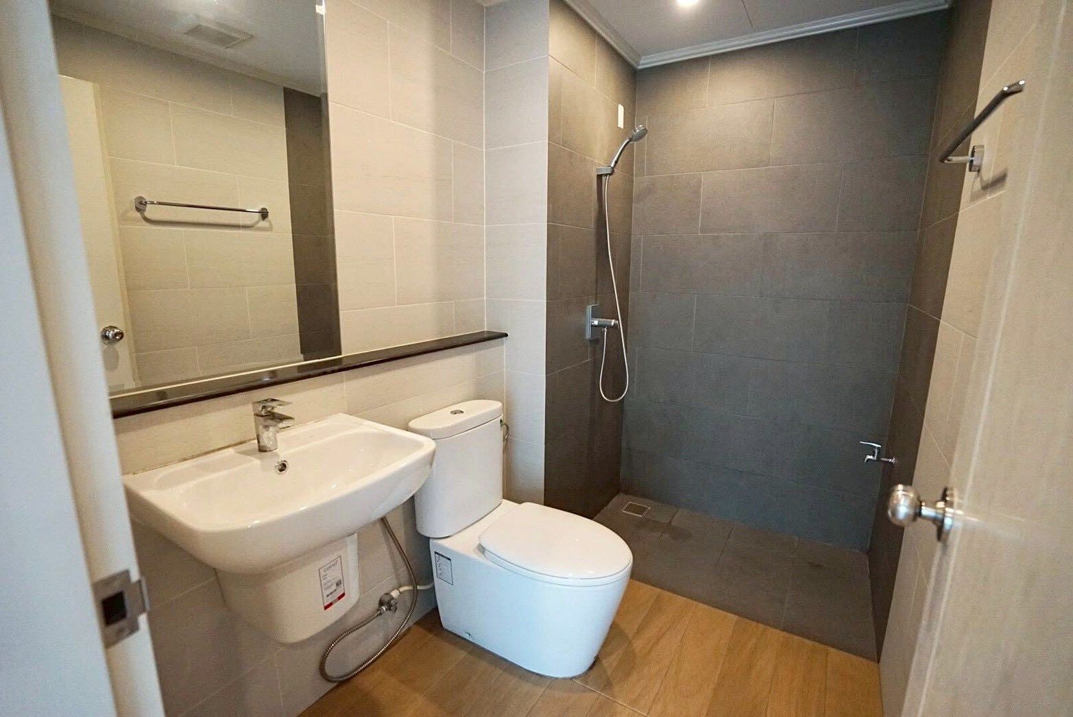 4 卧室 独立房屋 出租 在  - Image 7